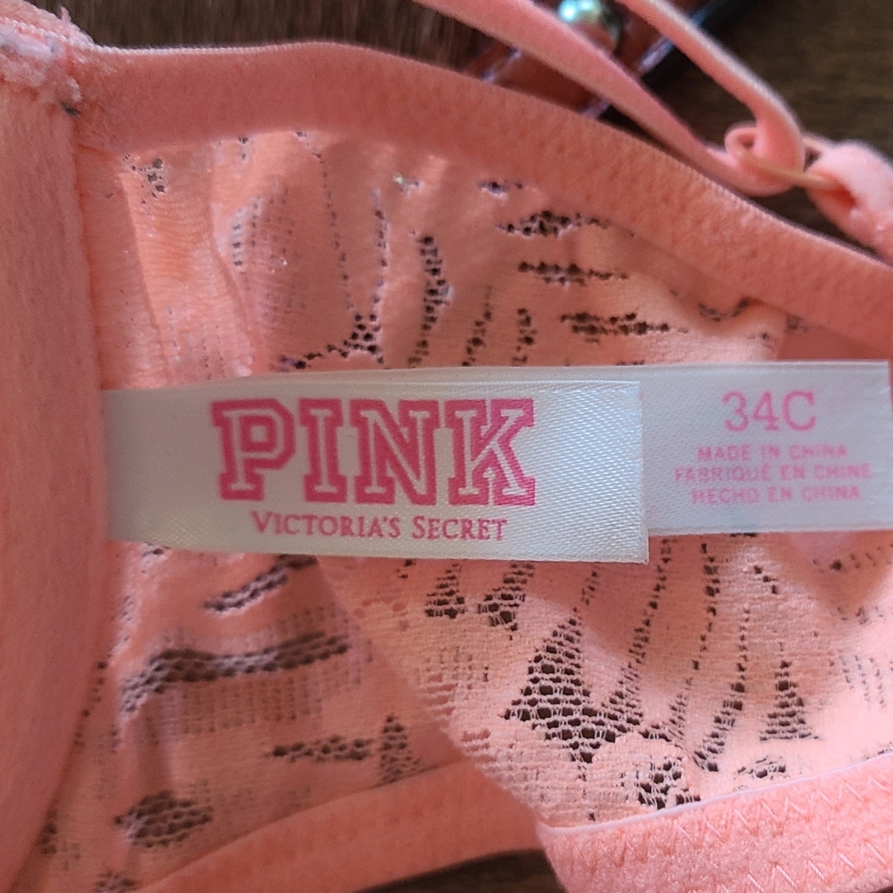Victoria Secret Razor Back Bra - Picture 2 of 2